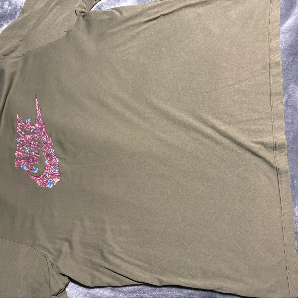 Nike Men's T-Shirt in Olive with Colorful Logo 3xl xxxl like new - Picture 3 of 5